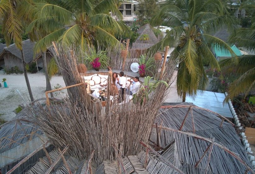 ホテル The Nest Boutique Resort