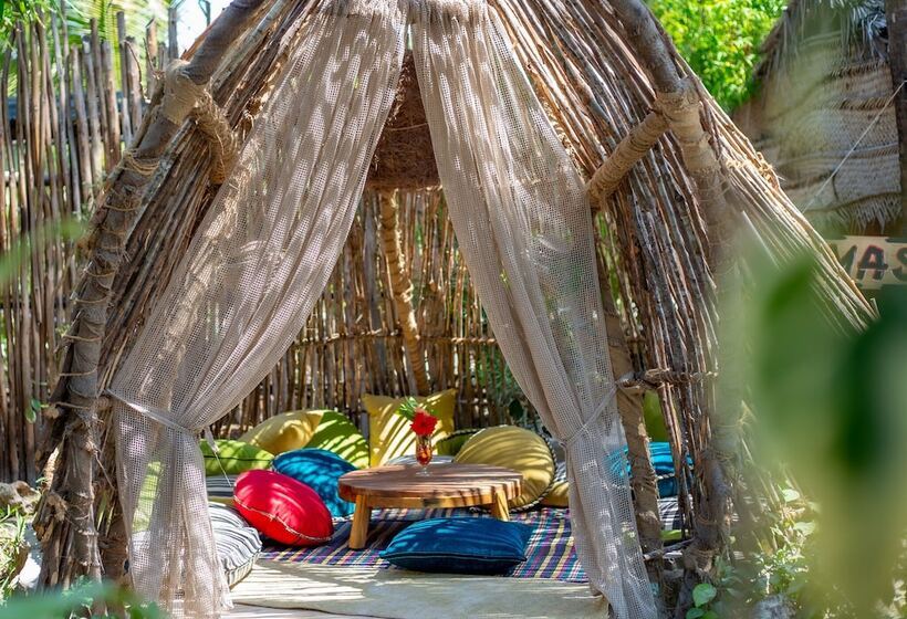 בית מלון כפרי The Nest Boutique Resort