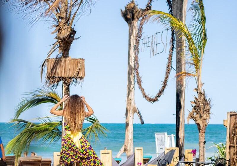 ホテル The Nest Boutique Resort