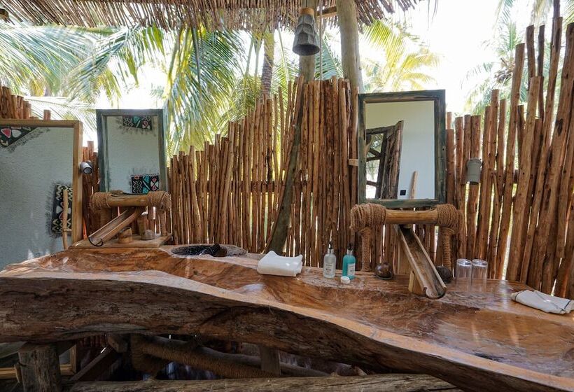 ホテル The Nest Boutique Resort