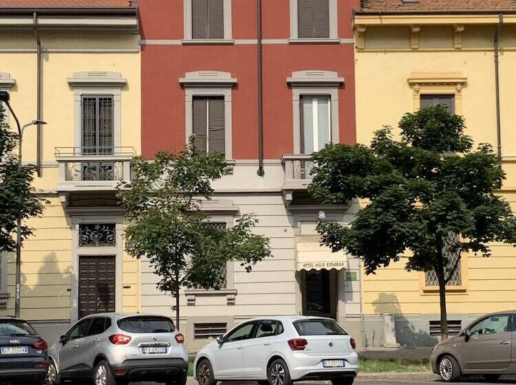 هتل Villa Giovanna Citylife Milano