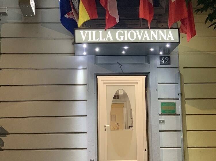 هتل Villa Giovanna Citylife Milano