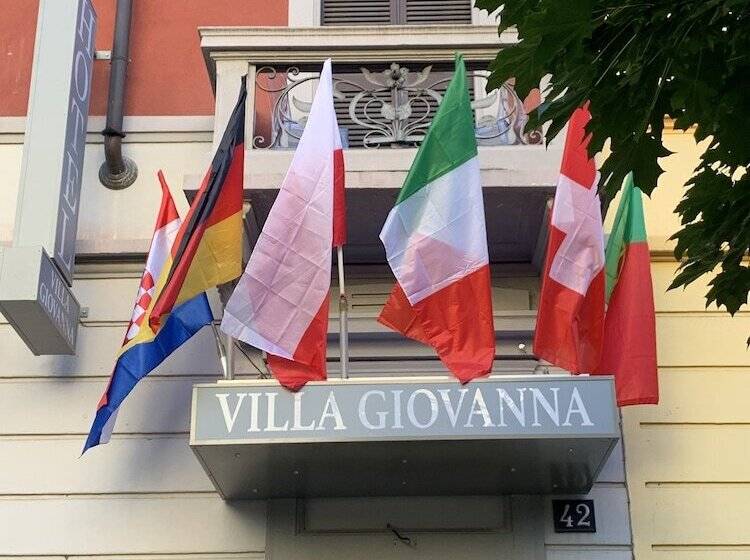 هتل Villa Giovanna Citylife Milano