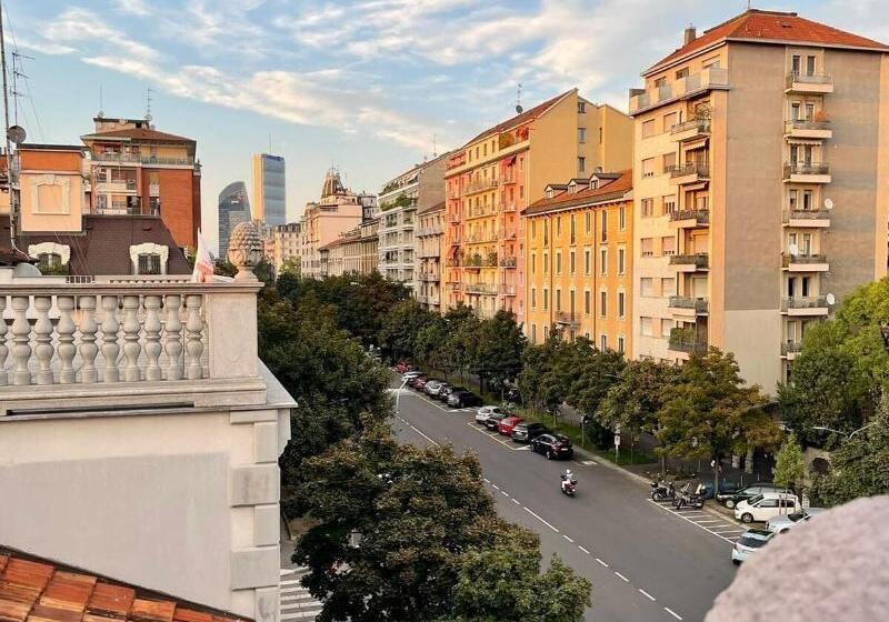 هتل Villa Giovanna Citylife Milano