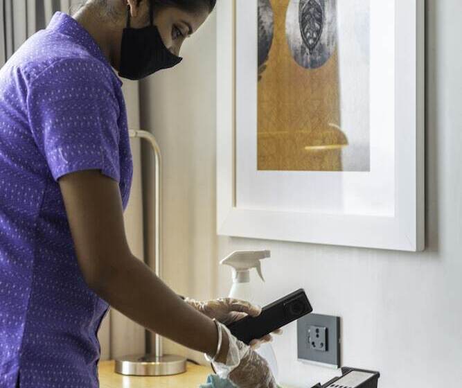 Hotel Vivanta Bhubaneswar Dn Square