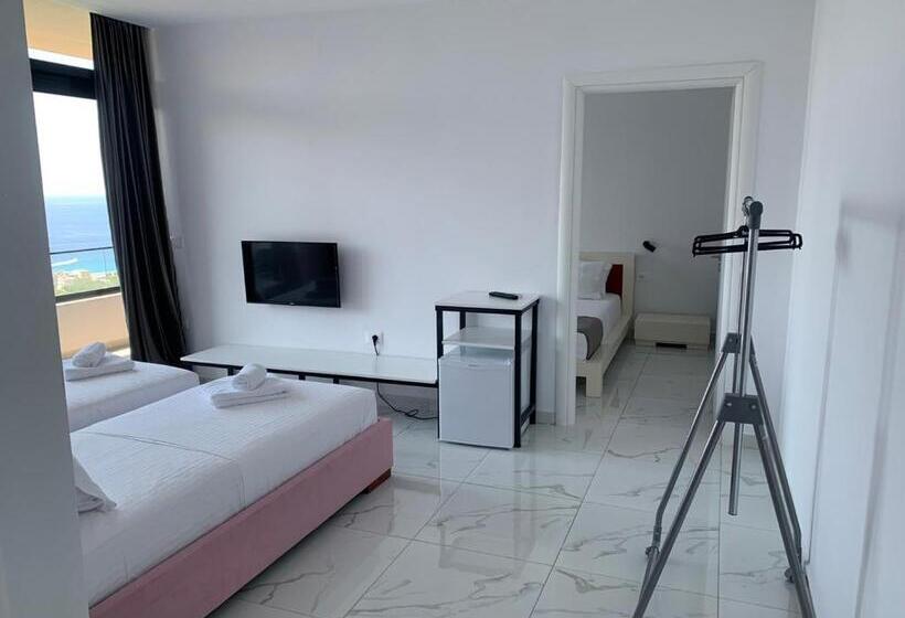 בית מלון כפרי Wait  N Sea