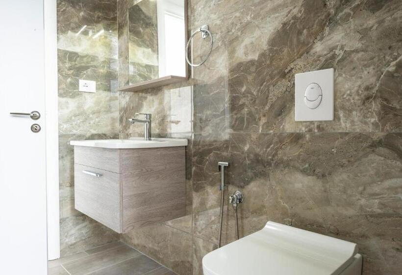 בית מלון כפרי Wait  N Sea