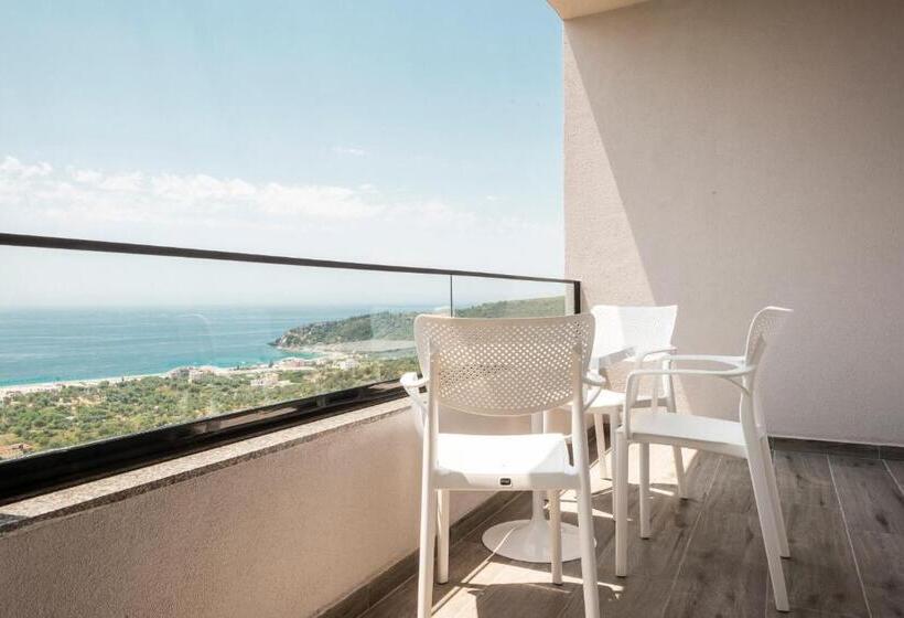 בית מלון כפרי Wait  N Sea