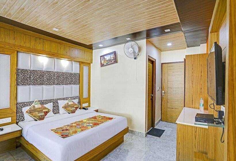 בית מלון כפרי Woods View