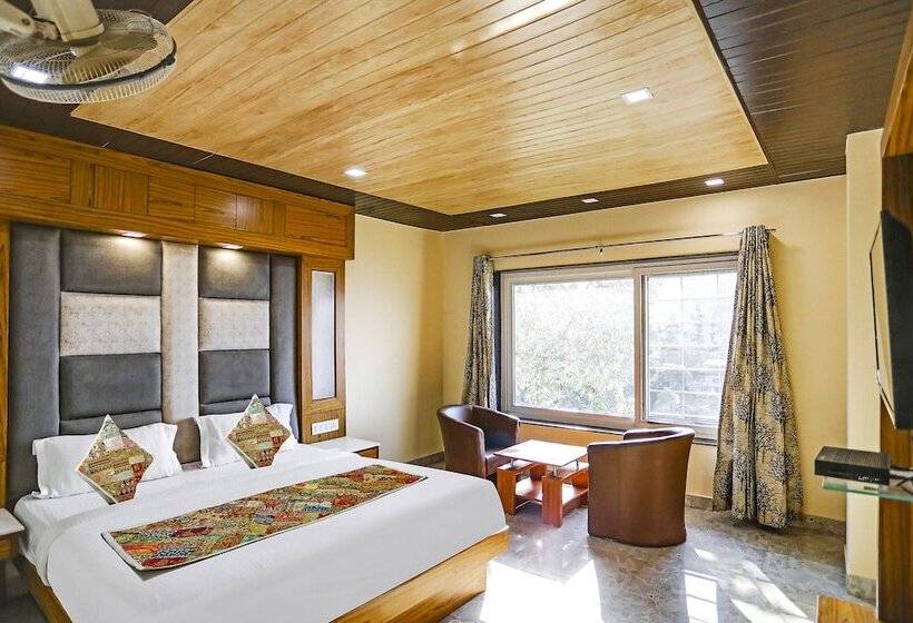 בית מלון כפרי Woods View