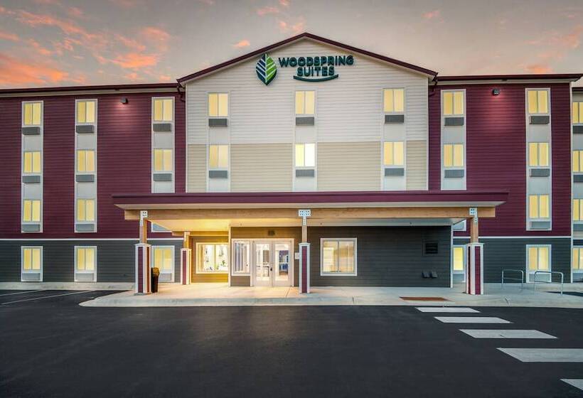 בית מלון כפרי Woodspring Suites Missoula