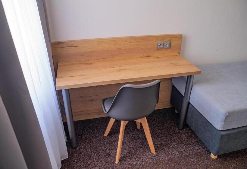 Отель Zlatá Labuť