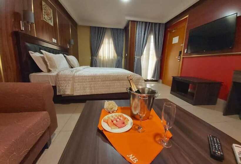 Noubou International Hotel Bonapriso
