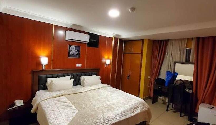 Noubou International Hotel Bonapriso