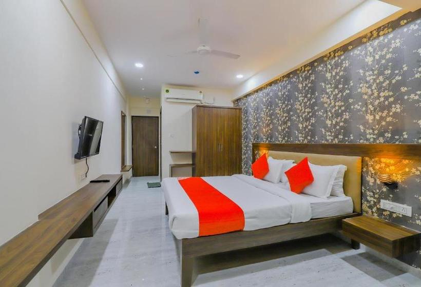 Hotel Flagship 81410  Radhe