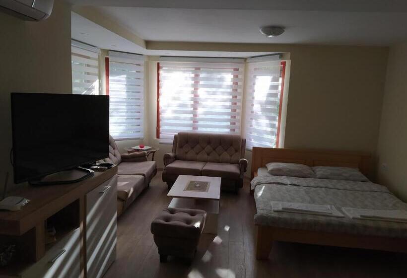 پانسیون Apartmani Zora Vuković