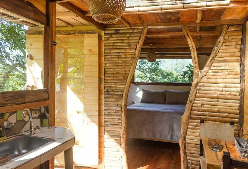 Пансион Cabana Del Rio Lejos Pijao, Finca Flora Del Rio