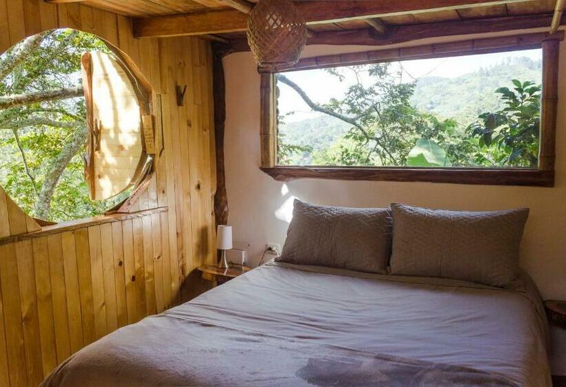 بنسيون Cabana Del Rio Lejos Pijao, Finca Flora Del Rio