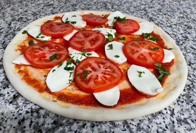 بنسيون Gasthof Paluda   Pizzeria