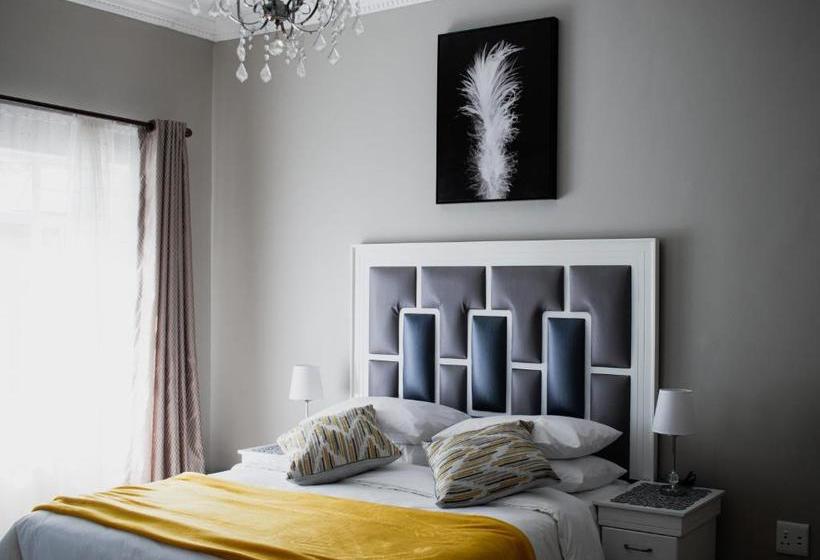 بنسيون If Not Why Not Guesthouse