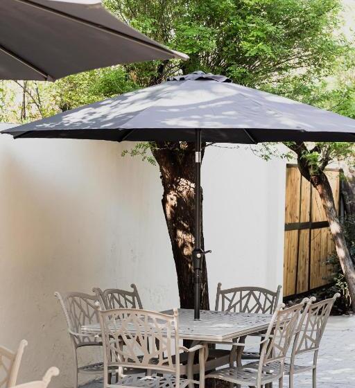 بنسيون If Not Why Not Guesthouse