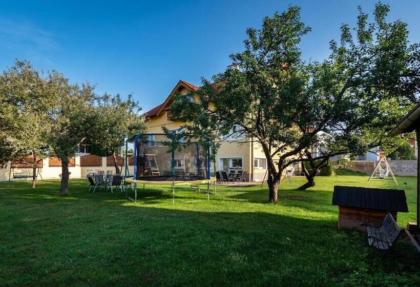 پانسیون Penzión Jana