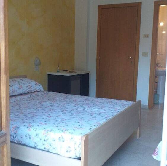 بنسيون Room In Bb   Quadruple Room For A Totally Relaxing Holiday