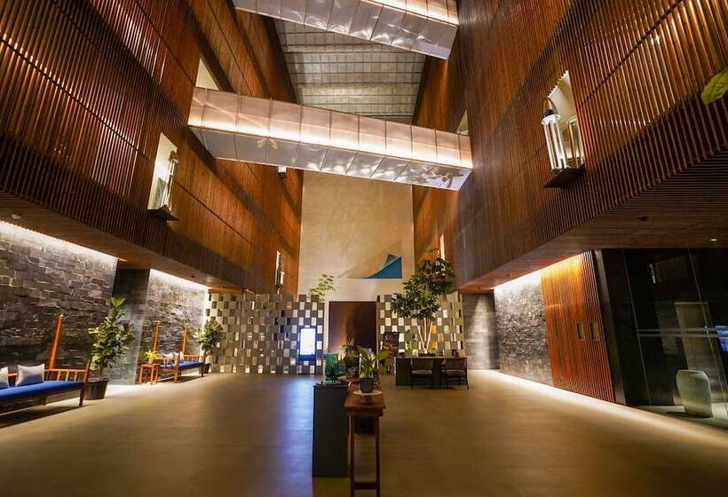 Radisson Resort And Spa Lonavala