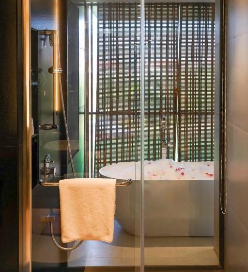 Radisson Resort And Spa Lonavala