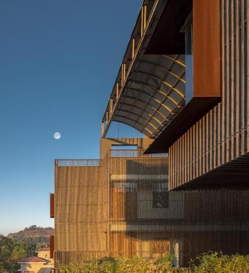 Radisson Resort And Spa Lonavala