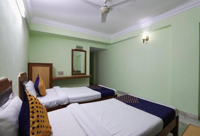 Spot On Hotel Hilltop