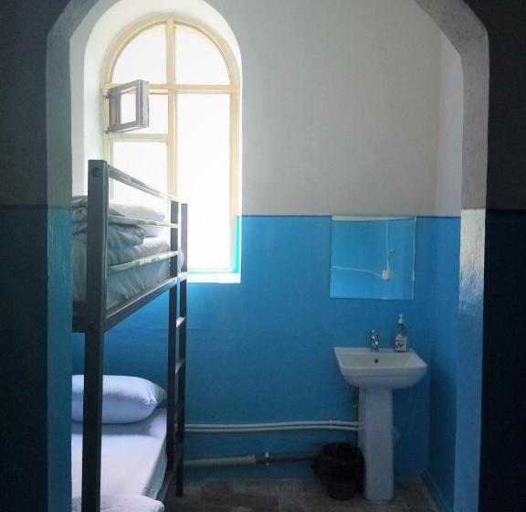 Tumanyan Bathhouse Hostel