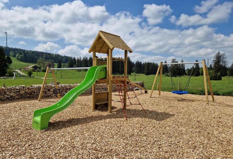 הוסטל Auberge Du Peu Péquignot