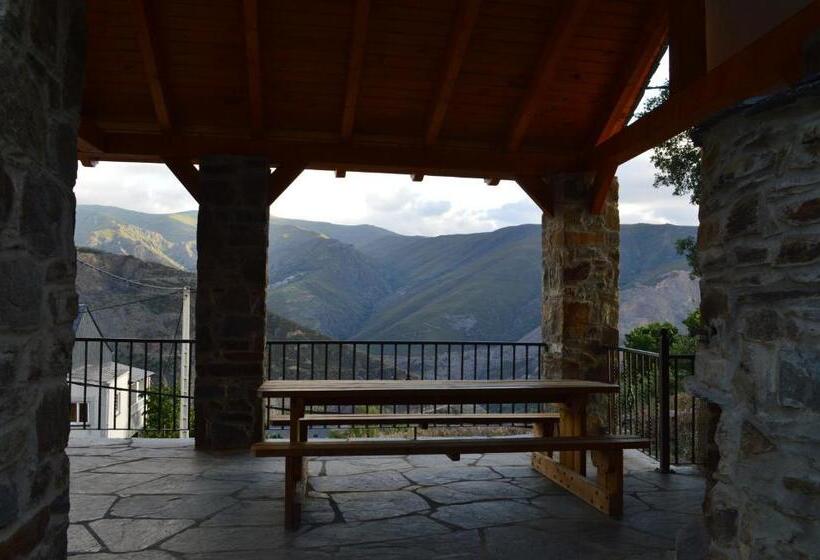 호스텔 Eco Dos Teixos