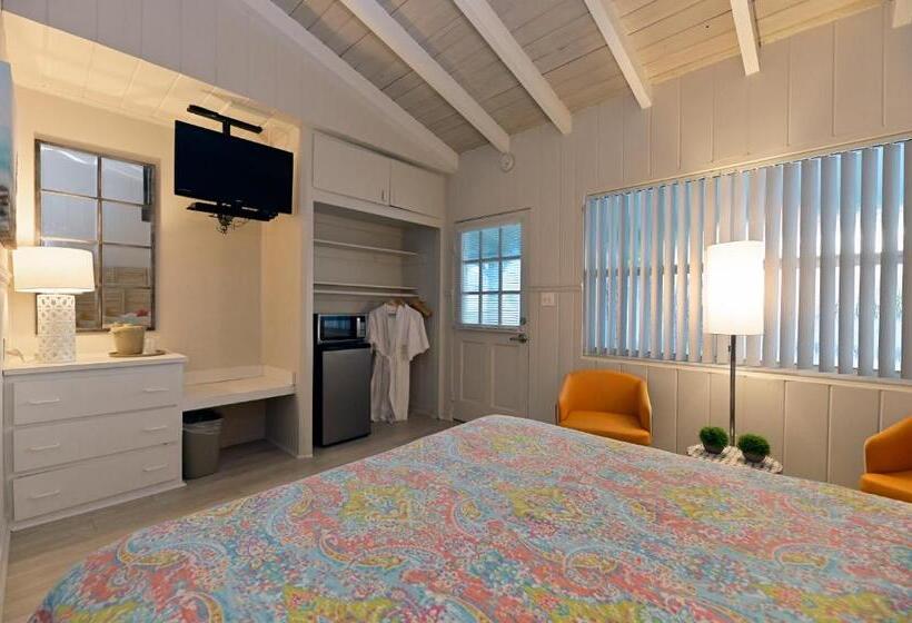 فندق صغير The Islander Inn