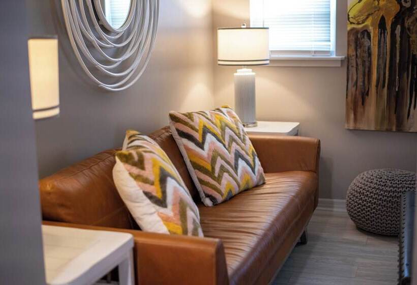 فندق صغير The Islander Inn