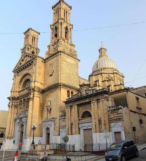 تختخواب و صبحانه Central 214 Boutique