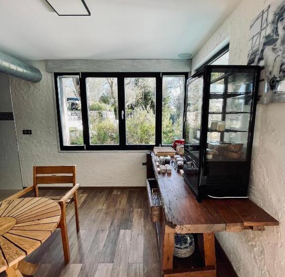 ベッドアンドブレックファースト Escondida