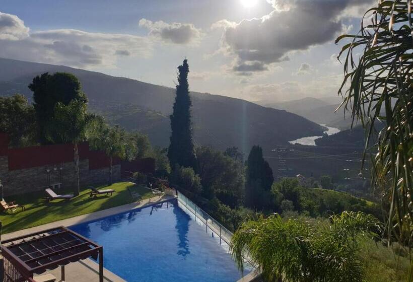 민박 Golden Mirror