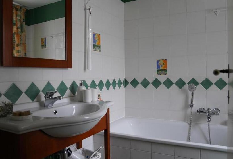 住宿加早餐 La Renardière Chanly