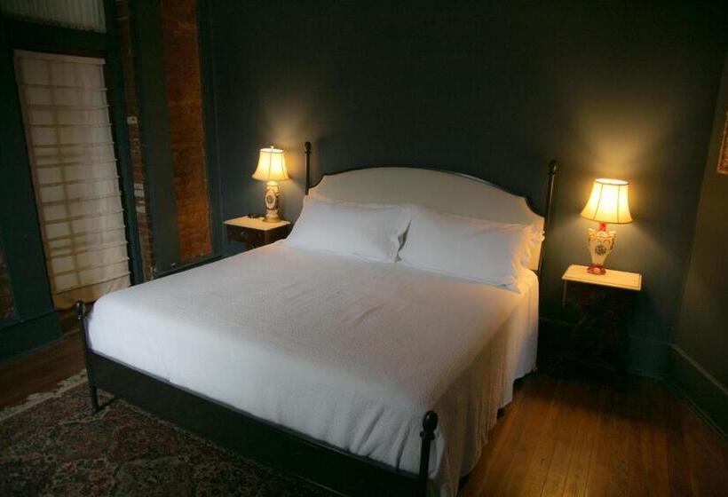 مبيت وإفطار The Grand