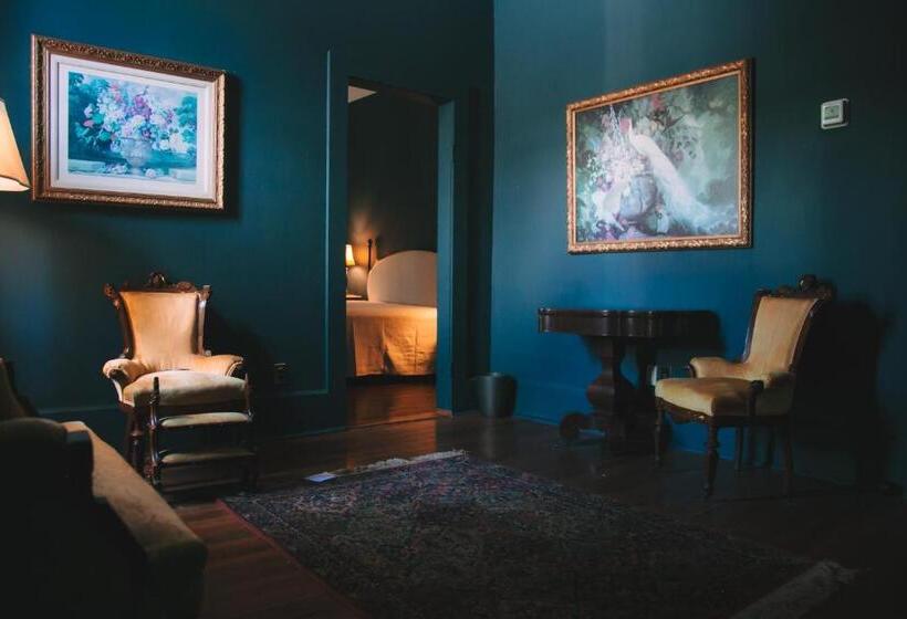 مبيت وإفطار The Grand