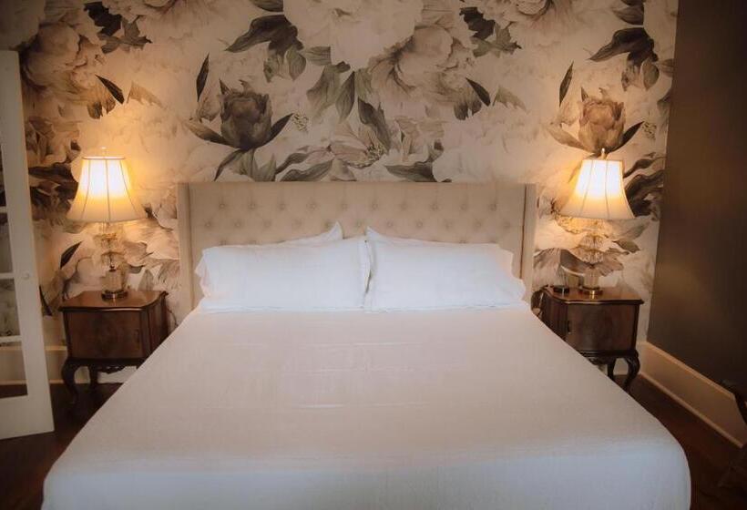 مبيت وإفطار The Grand