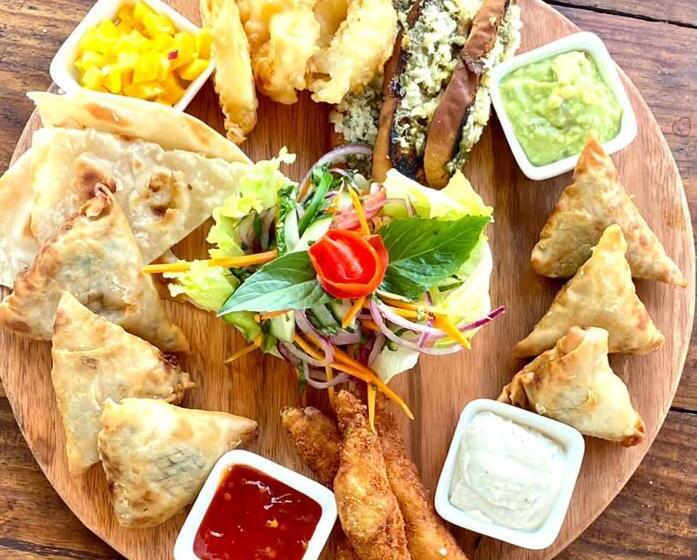 Chikachika Beach B&b