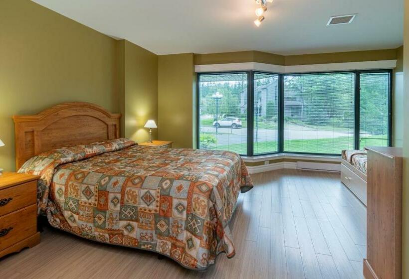 Condo 2 Chambres Avec Parc Aquatique!