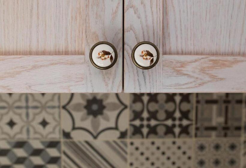 Droshia Traditional Homes, Coco Mat Full Experience