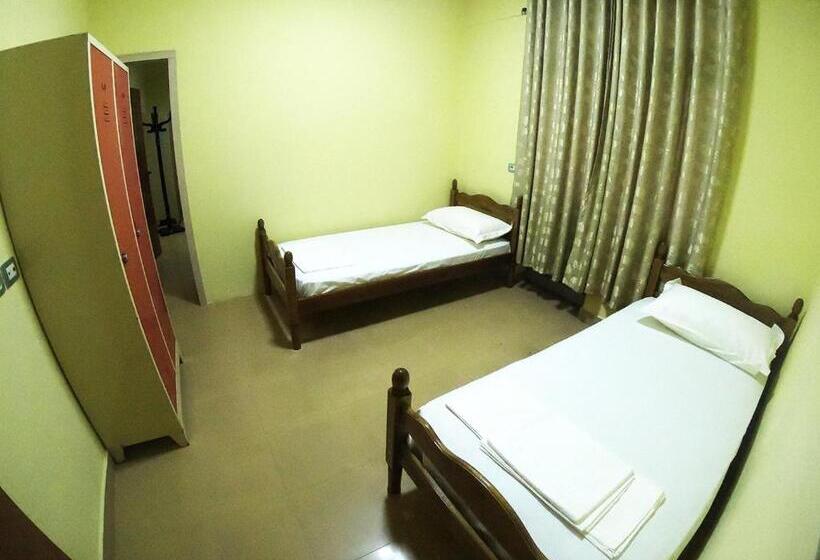 Hostel Central Shkoder