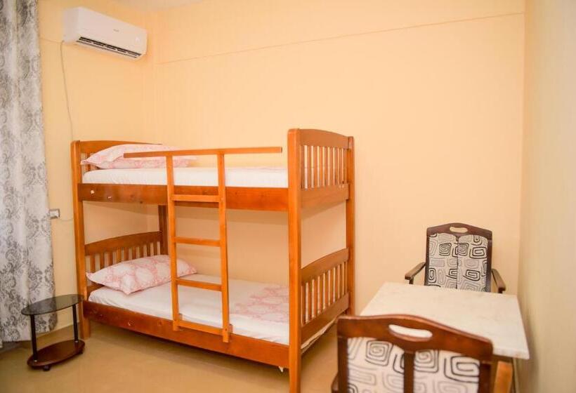 Hostel Central Shkoder