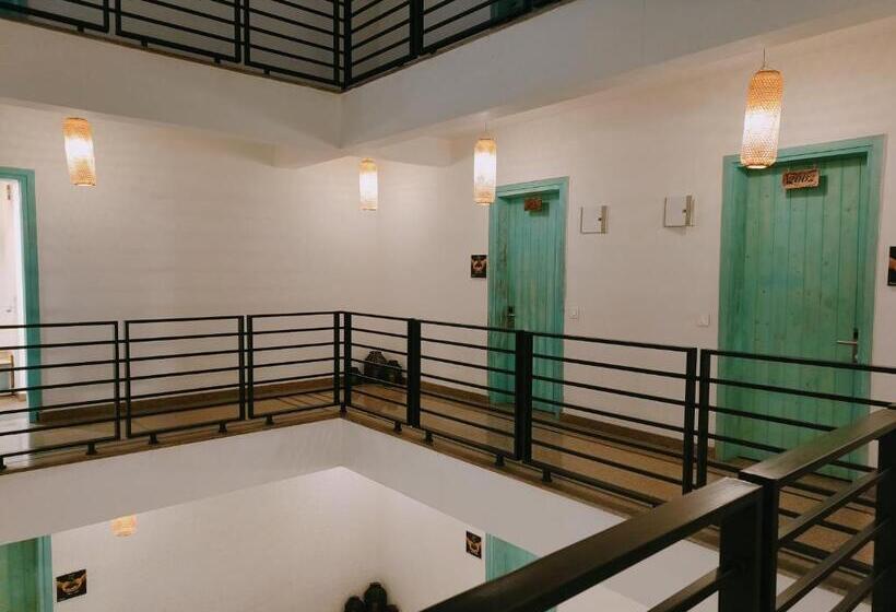 בית מלון כפרי Ataraxia Crestmont Resorts & Spa