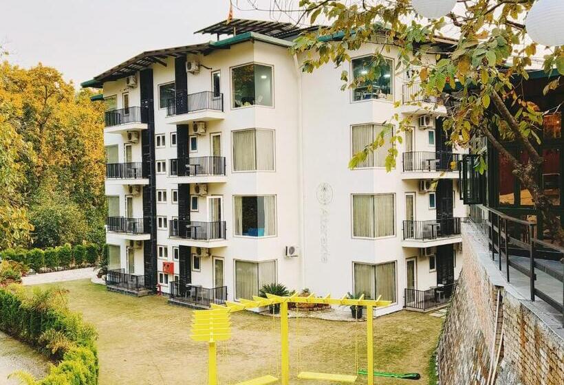 בית מלון כפרי Ataraxia Crestmont Resorts & Spa